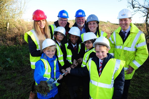 Milestone for Windsor Park as work starts on new primary school